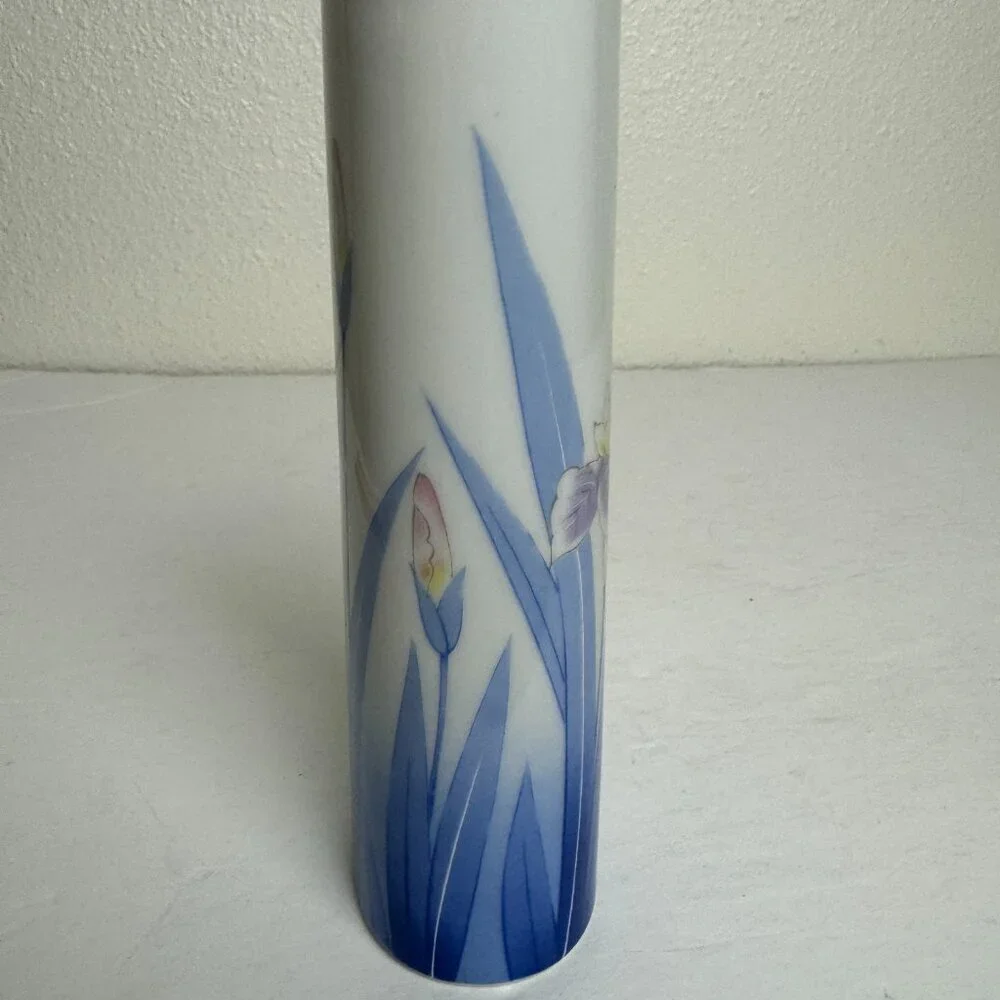 Vintage OMC Otagiri Oval Porcelain Vase Iris Flowers 6.5 